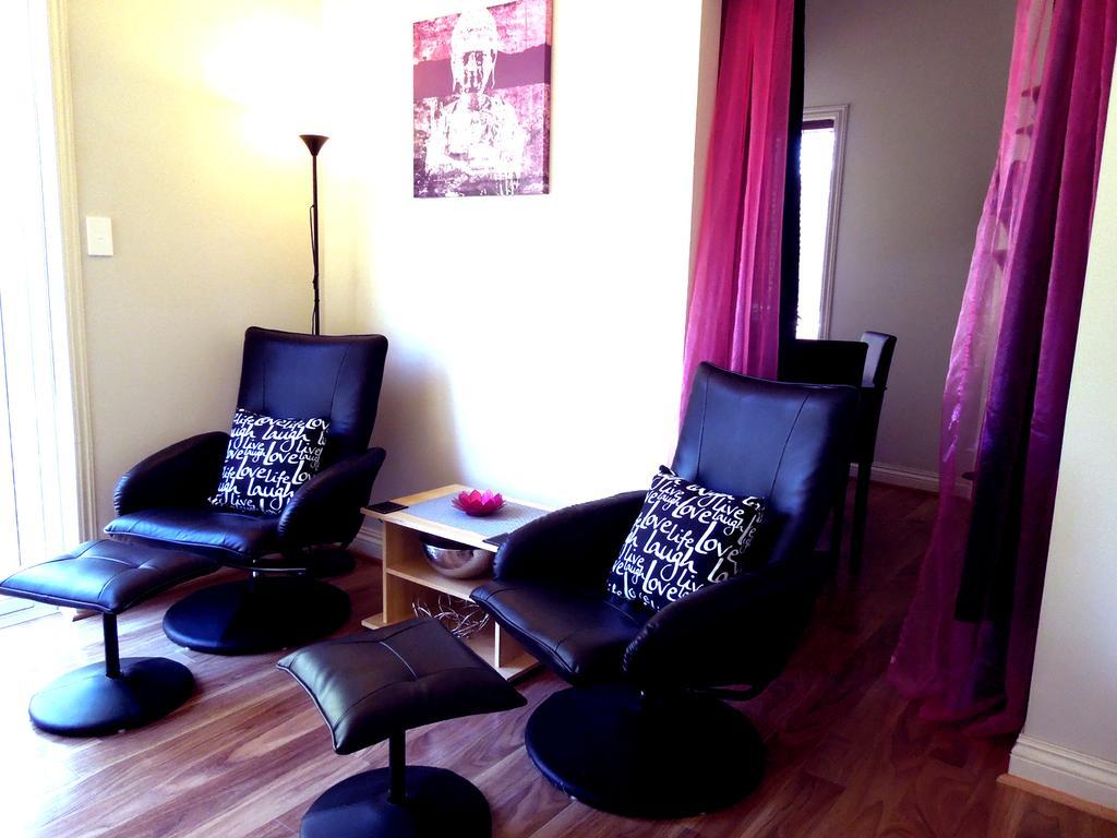 Inn The Tuarts Guest Lodge Busselton Accommodation - Adults Only חדר תמונה