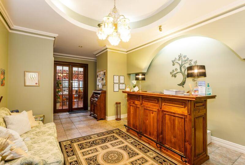 Inn The Tuarts Guest Lodge Busselton Accommodation - Adults Only מראה חיצוני תמונה